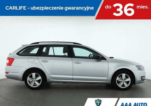 Skoda Octavia cena 28000 przebieg: 270718, rok produkcji 2015 z Pińczów małe 211